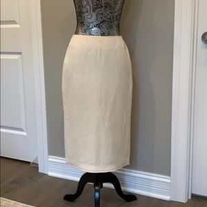 6267 Linen Midi Skirt